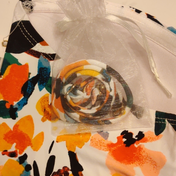 Anne Cole medium tankini top - Picture 3 of 4